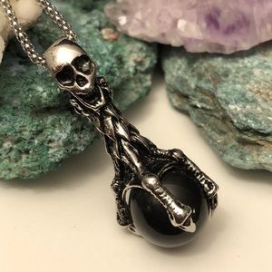 💀 Onyx Skull Claw Necklace Men’s Jewelry